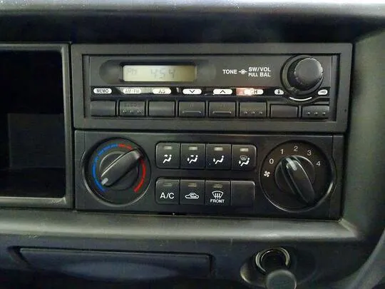 ボンゴトラック DX 1t 4ＷＤ Ｗタイヤ 平ボデー