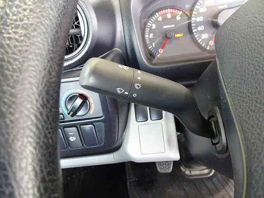 ダイナ 1.35t 4WD FJL Sタイヤ 平ボデー