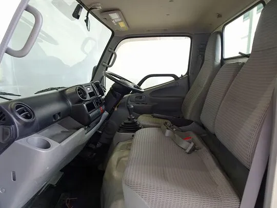 ダイナ 1.35t 4WD FJL Sタイヤ 平ボデー