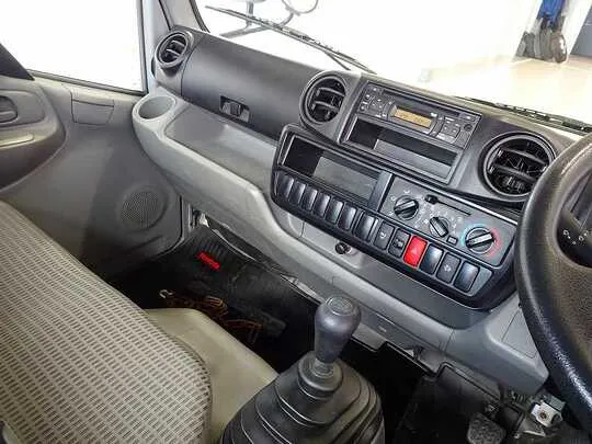 ダイナ 1.35t 4WD FJL Sタイヤ 平ボデー
