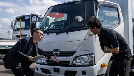 トラック市長岡店は地域密着で50年、業務車両の相談多数