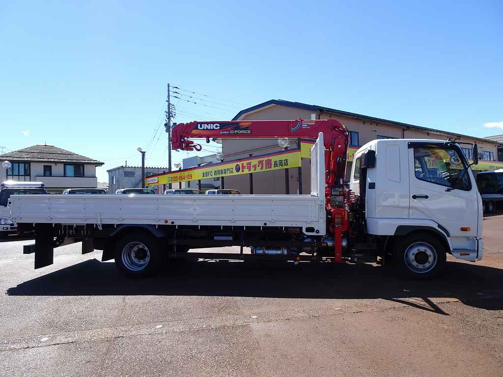 実物クレーンストック　放出品 ファイター 4.95t 増トン 標準ベッド付 ユニック4段クレーン付 240ps