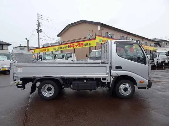 トヨエース 2t FJL 標準 アーム式P/G付 総重量5t未満