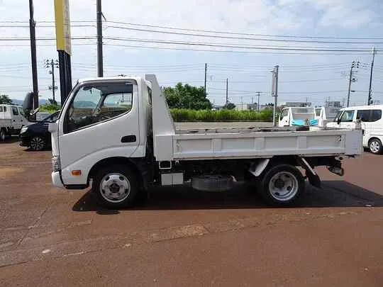 デュトロ 2t 4WD FJL 強化ダンプ