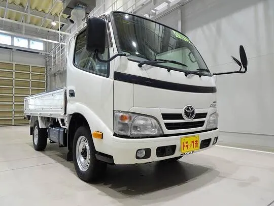 ダイナ 1.35t 4WD FJL Sタイヤ 平ボデー