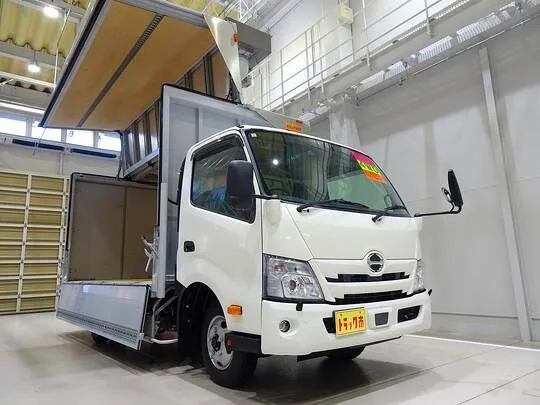 デュトロ 3t 4WD FJL ワイドロング アルミウイング 未使用車