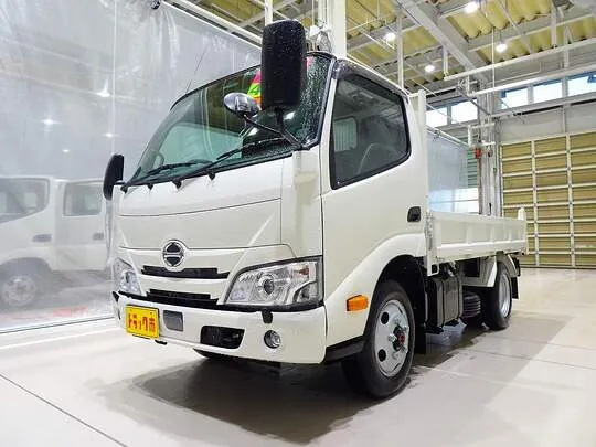 デュトロ 2t 4WD FJL 支柱レス強化ダンプ 未使用車