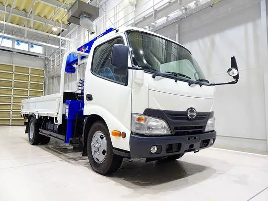 デュトロ 3t 4WD FJL 標準ロング タダノ4段クレーン付