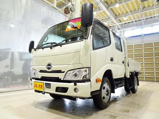 デュトロ 2t 4WD FJL 標準セミロング Wキャブ 未使用車