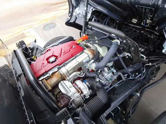 デュトロ 3.5t 高床 ワイドロング アルミバン 未使用車