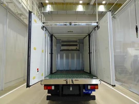 デュトロ 2t FJL 標準 低温冷凍車 スタンバイ付 総重量5t未満