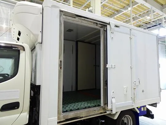 デュトロ 2t FJL 標準 低温冷凍車 スタンバイ付 総重量5t未満