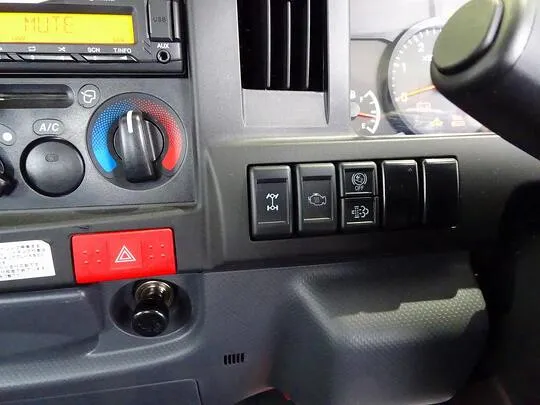 エルフ 2.75t 4No. 4WD FFL 強化ダンプ