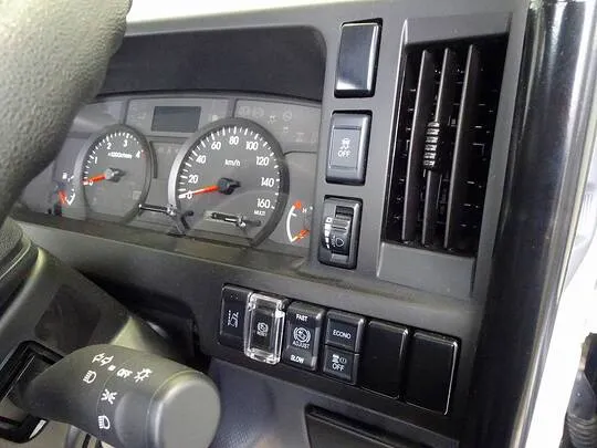エルフ 2.75t 4No. 4WD FFL 強化ダンプ