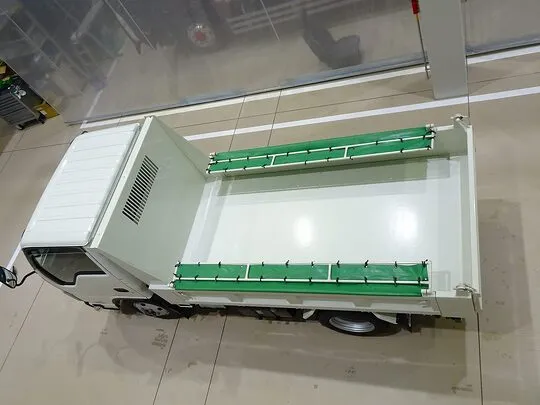 エルフ 2.75t 4No. 4WD FFL 強化ダンプ