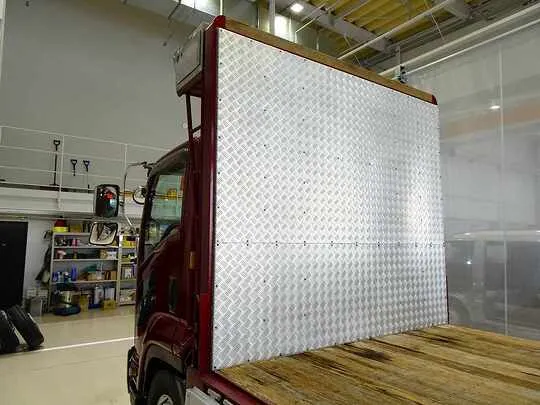 フォワード 8.6t 増トン 標準ベッドレス アルミブロック 平ボデー 240ps