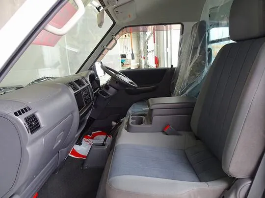ボンゴバン GL 0.95t 4WD 2人乗り 5ドア ハイルーフ