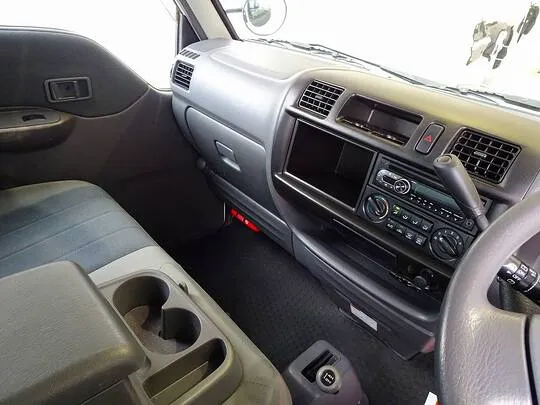 ボンゴバン GL 0.95t 4WD 2人乗り 5ドア ハイルーフ