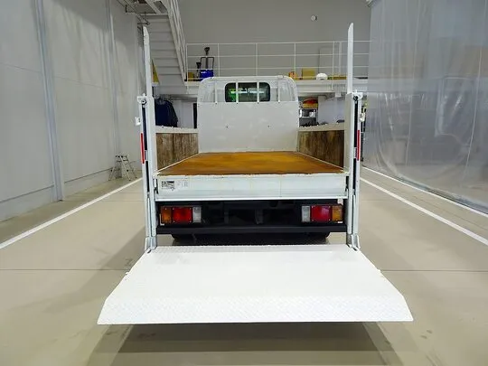 エルフ 2t 4WD FFL 標準 垂直P/G付