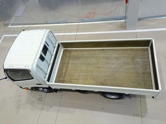 デュトロ 2t FJL 標準 平ボデー