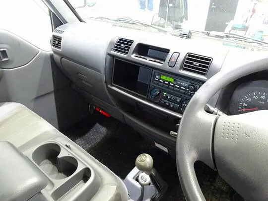 ボンゴトラック DX 0.75t 4ＷＤ Sタイヤ 2段折れ式垂直PG付 ガソリン