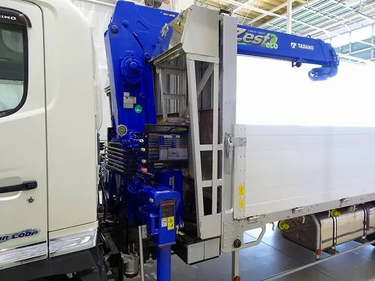 レンジャー 2.6t ワイドベッドレス アルミブロック タダノ3段クレーン付 210ps