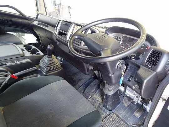 レンジャー 2.6t ワイドベッドレス アルミブロック タダノ3段クレーン付 210ps