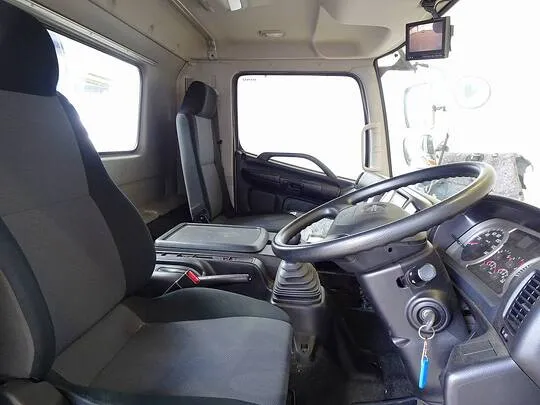 レンジャー 2.6t ワイドベッドレス アルミブロック タダノ3段クレーン付 210ps