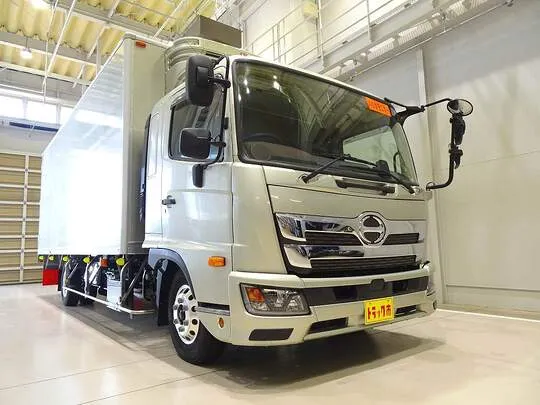 レンジャー 2.6t ワイドベッド付 低温冷凍車 リアエアサス 240ps