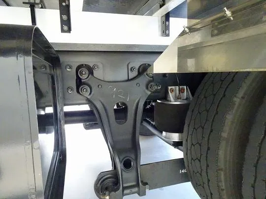 レンジャー 2.6t ワイドベッド付 低温冷凍車 リアエアサス 240ps