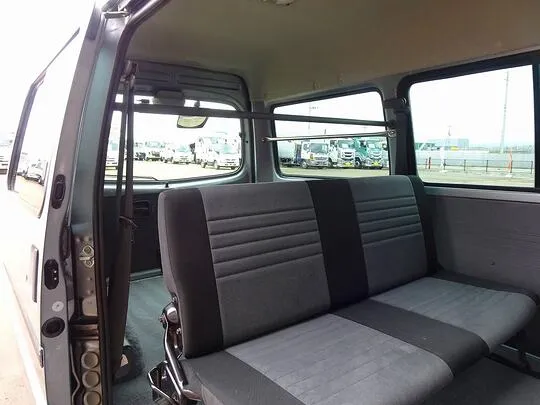 ボンゴバン GL 1t 4WD 2人乗り 5ドア ハイルーフ