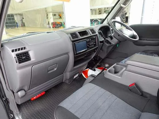 ボンゴバン GL 1t 4WD 2人乗り 5ドア ハイルーフ