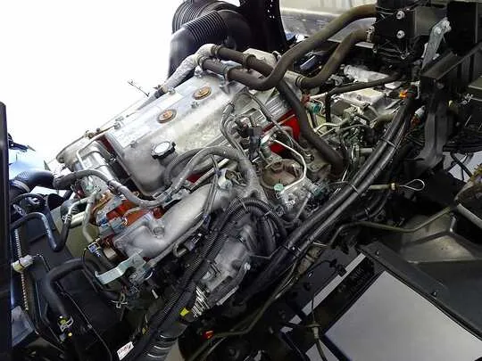 レンジャー 2.2t ワイドベッド付 低温冷凍車 格納ゲート付 リアエアサス 240ps