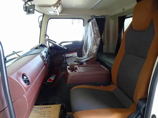 レンジャー 2.2t ワイドベッド付 低温冷凍車 格納ゲート付 リアエアサス 240ps