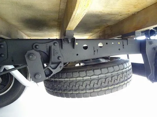 【年次点検済】エルフ 2t 4WD FFL 標準ロング タダノ4段クレーン付