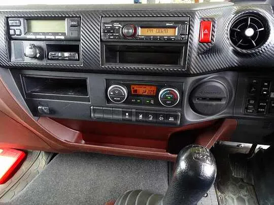 レンジャー 2.25t ワイドベッド付 低温冷凍車 格納ゲート付 リアエアサス 240ps
