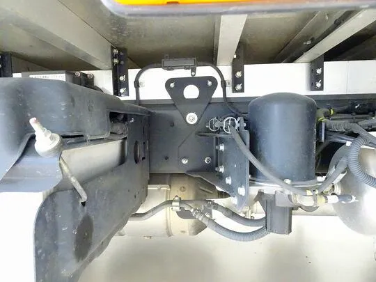 レンジャー 2.25t ワイドベッド付 低温冷凍車 格納ゲート付 リアエアサス 240ps