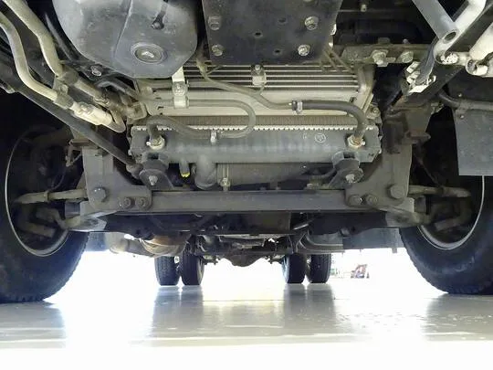 キャンター 1.35t 4WD 全低床 Wタイヤ 中温冷凍車
