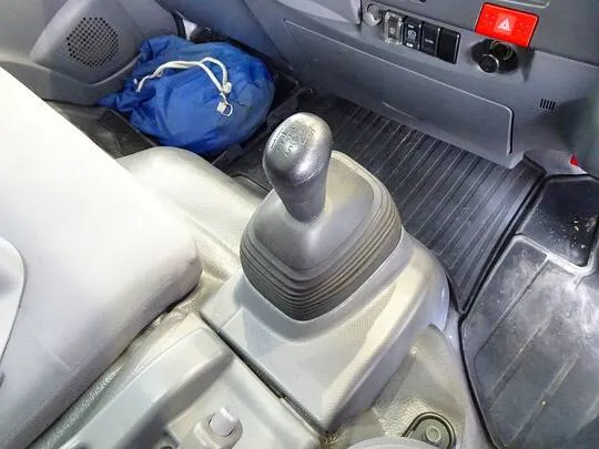 エルフ 3t 高床 ワイドロング 低温冷凍車 スタンバイ/格納ゲート付