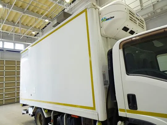 エルフ 3t 高床 ワイドロング 低温冷凍車 スタンバイ/格納ゲート付