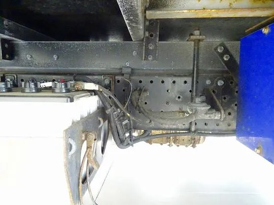 エルフ 3t 高床 ワイドロング 低温冷凍車 スタンバイ/格納ゲート付