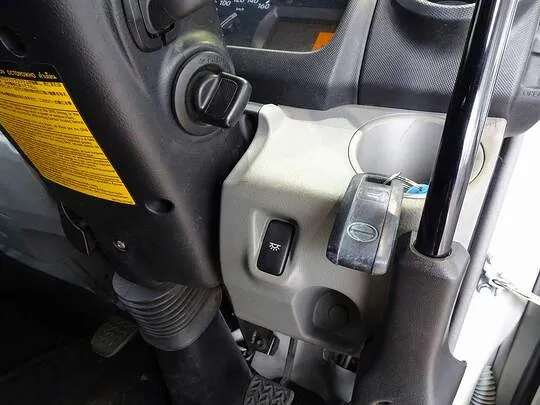 デュトロ 2.85t FJL 標準セミロング タダノ4段クレーン付