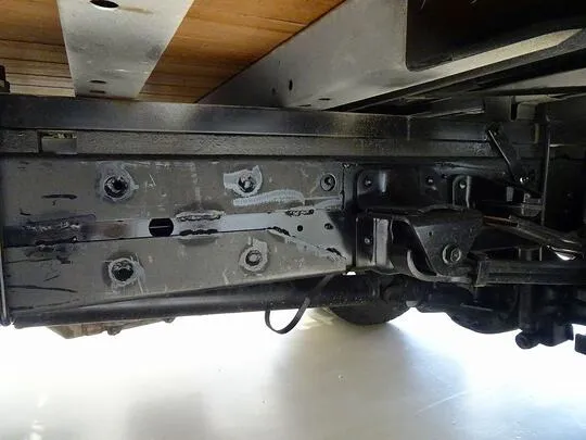 デュトロ 2.85t FJL 標準セミロング タダノ4段クレーン付