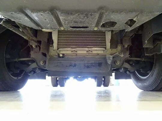 デュトロ 2.85t FJL 標準セミロング タダノ4段クレーン付