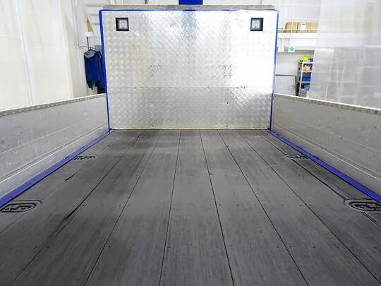 エルフ 2t 4WD 高床 標準セミロング アルミブロック タダノ4段クレーン付