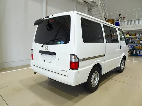 ボンゴバン DX 1t 4WD 2/5人乗り 5ドア ガソリン