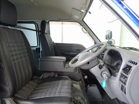 ボンゴバン DX 1t 4WD 2人乗り 5ドア ハイルーフ ガソリン