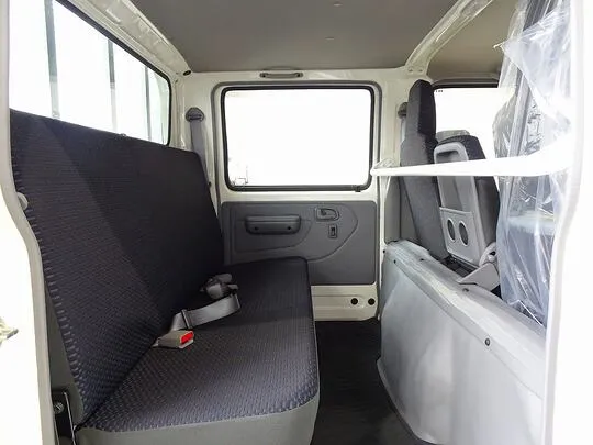 デュトロ 2t 4WD 高床 標準セミロング Wキャブ 未使用車