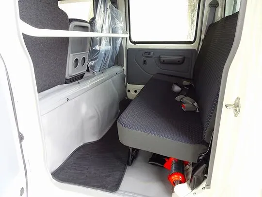 デュトロ 2t 4WD 高床 標準セミロング Wキャブ 未使用車