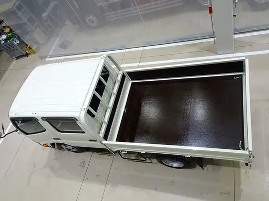 デュトロ 2t 4WD 高床 標準セミロング Wキャブ 未使用車
